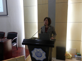 袁慎芳教授作报告