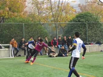 地学院胡恩德合过人